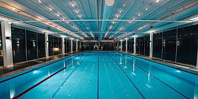 Beylikdüzü-Yüzme-Havuzu--Orjin-Life-Club-Perlavista-ile-Yüzme-Keyfi